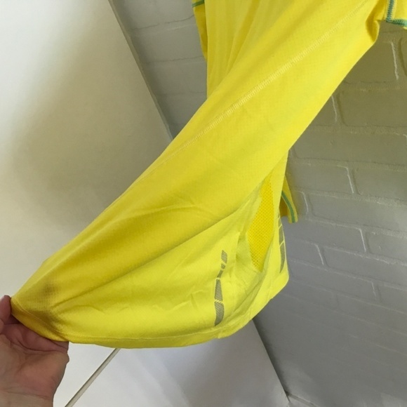 Asics Speed Women’s Longsleeve tee Running Biking Training Yellow Sz L - Picture 6 of 11
